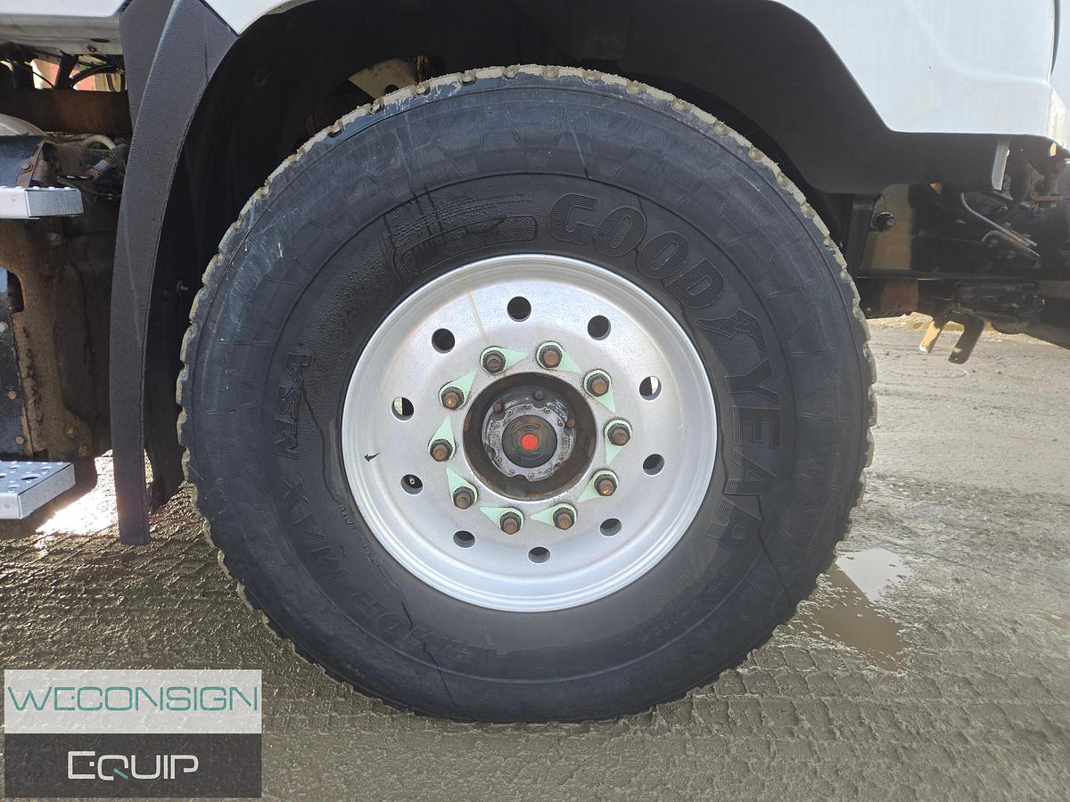 Used 2013 Freightliner 114SD TA Digger Truck