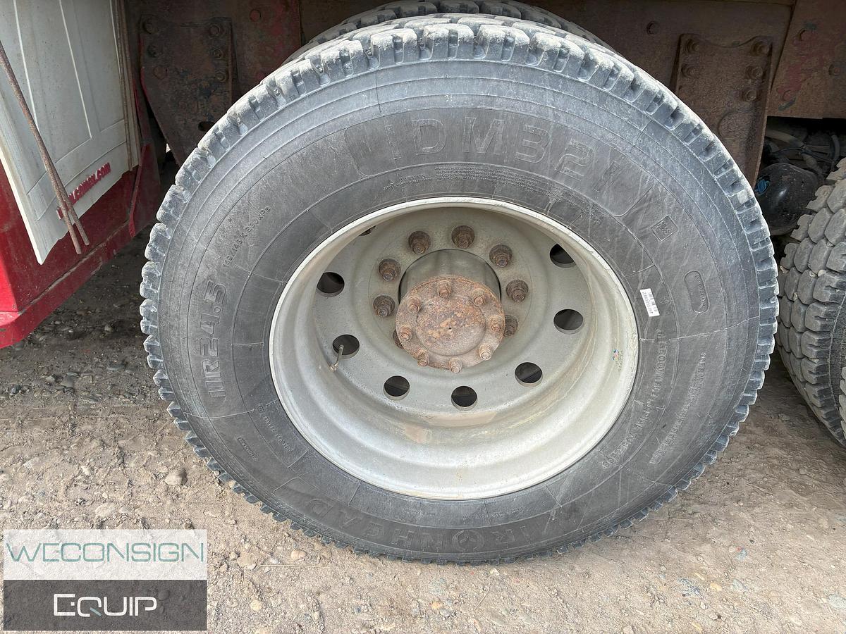 Used 2010 Kenworth T800 Tri Drive Combo Vac