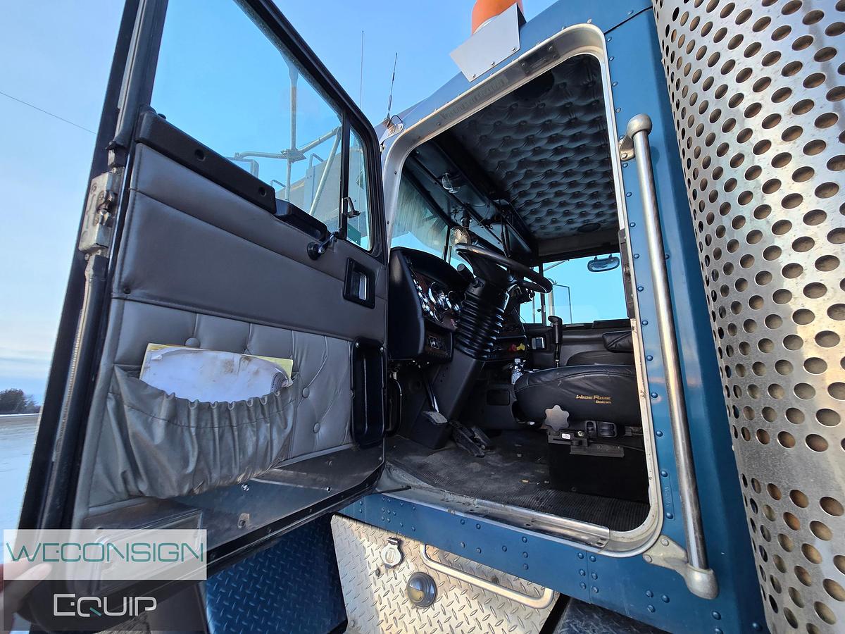 Used 2006 Kenworth C500B 35 Ton Boom Truck
