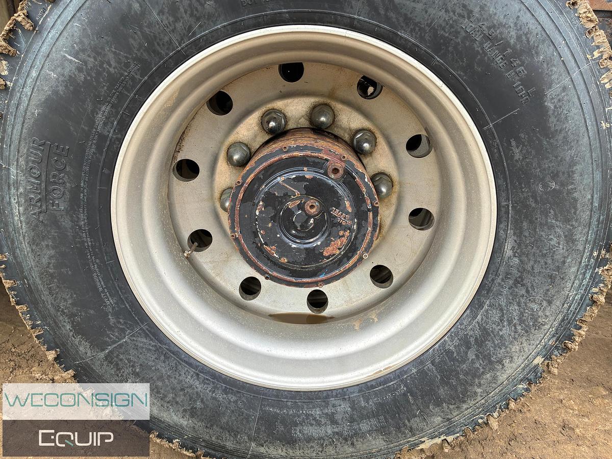 Used 2014 Kenworth C500 Winch Truck