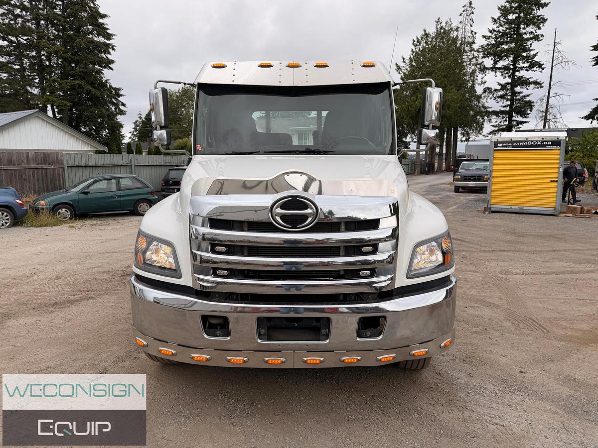 Used 2019 Hino 358 Tow Truck