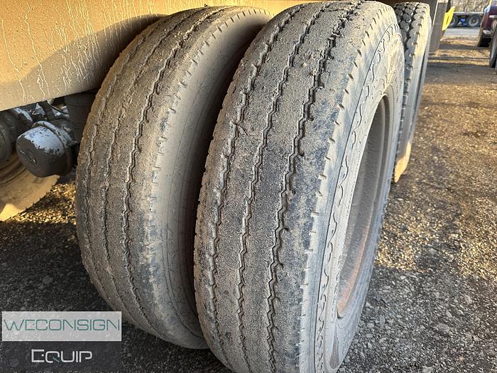 Used 2014 Midland MG38TC3000 Tridem Belly Dump