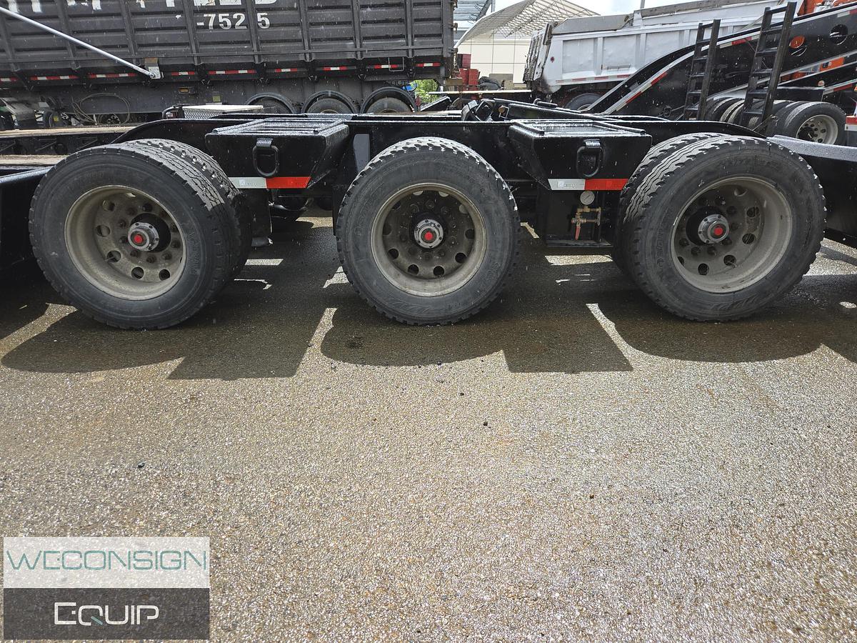 Used 2005 K-Line 60 Ton Lowbed Trailer and Jump Jeep