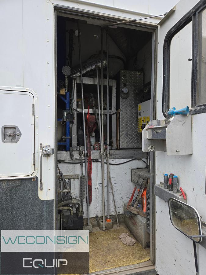 Used 2015 Peterbilt Tri-Axle Hydrovac