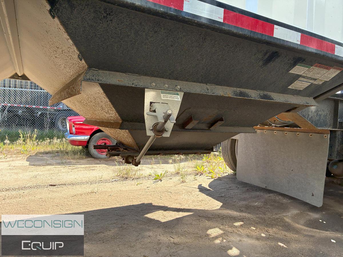 Used 2024 Lode King Super B Bottom End Dump Gravel Trailer