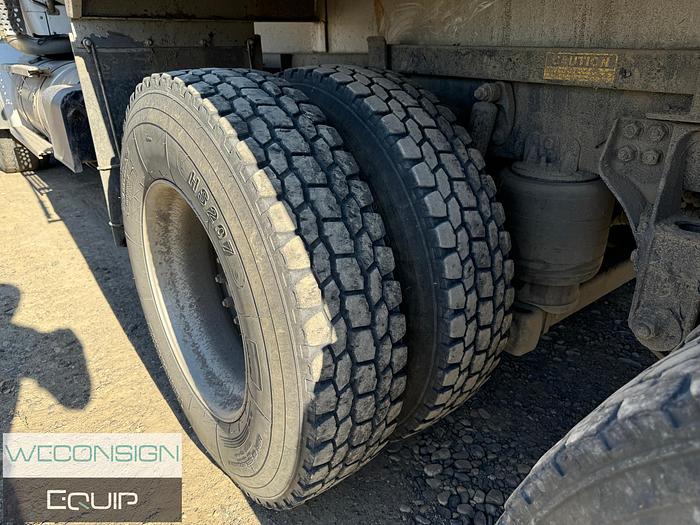 Used 2017 Kenworth T880 Dump/Gravel