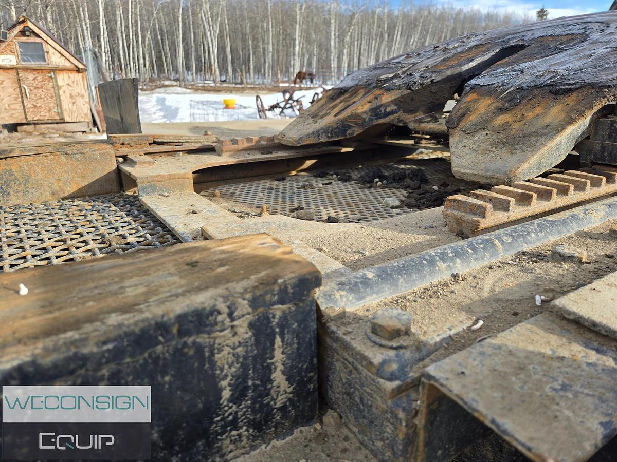 Used 2013 Kenworth T800 Winch Truck