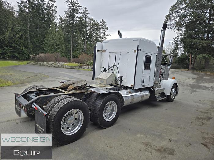 Used 2012 Kenworth W900L Heavy Haul Sleeper Tractor