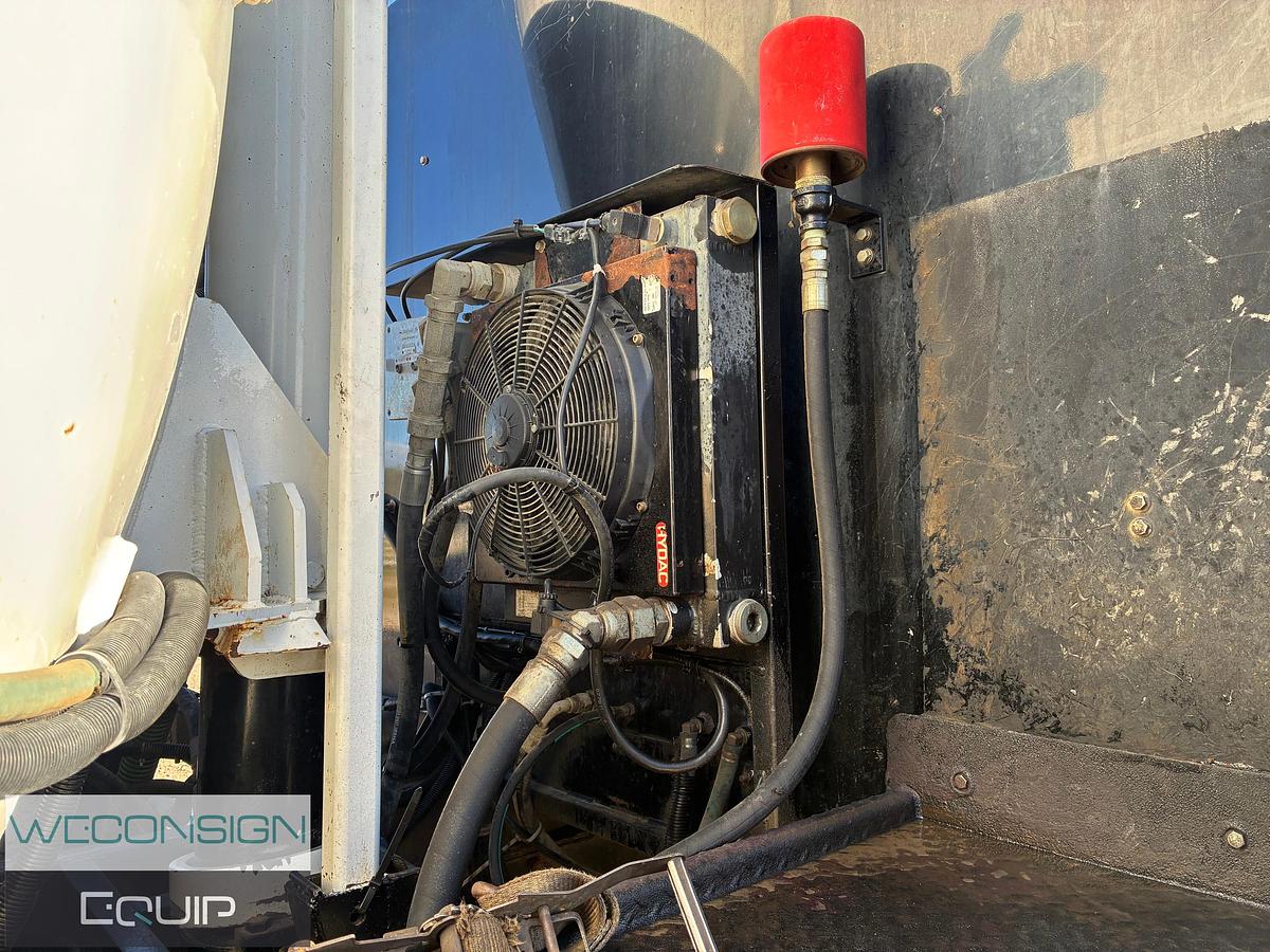 Used 2012 Freightliner Coronado SD Combo Vacuum Truck