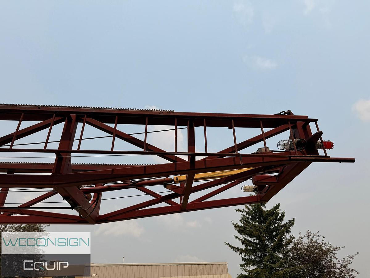 Used 2007 Freightliner FLD120 Snubbing Unit