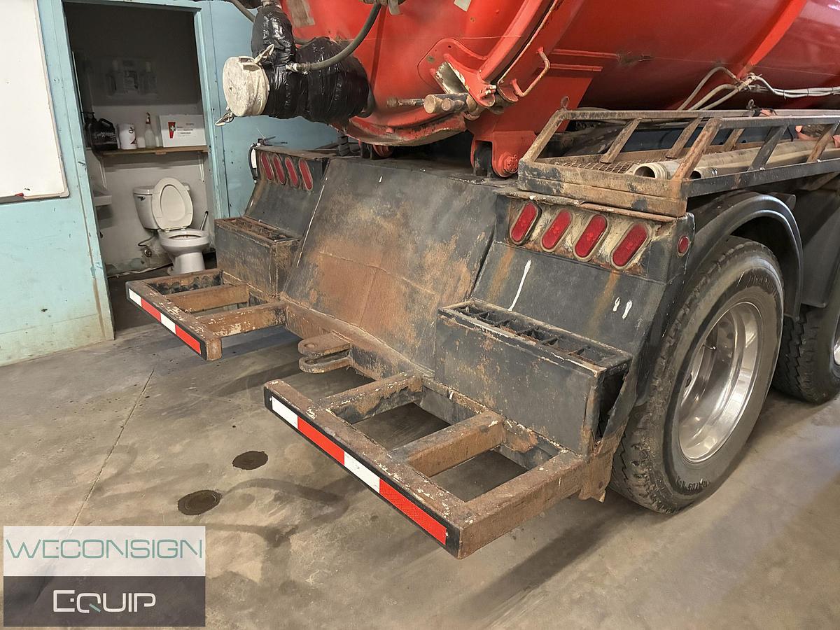 Used 2012 Kenworth T800 Tandem Tri Semi Vac Truck & Trailer