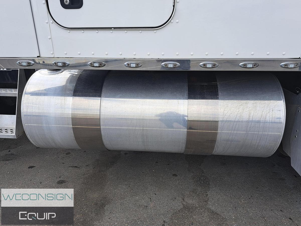 Used 2020 Kenworth T880 With PTO