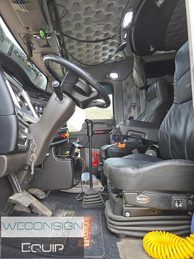 Used 2022 Kenworth W900L TA Heavy Spec Tractor