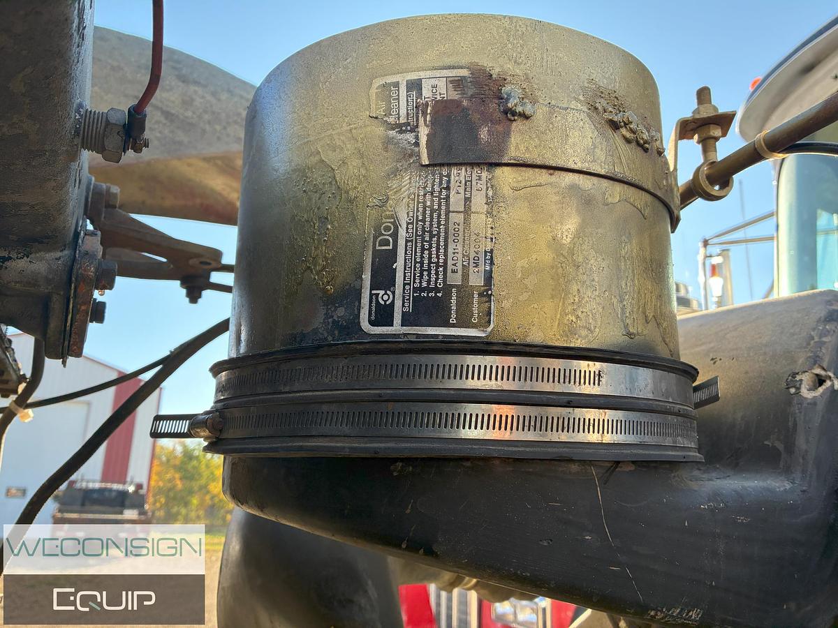 Used 1986 Mack Single Bed Truck