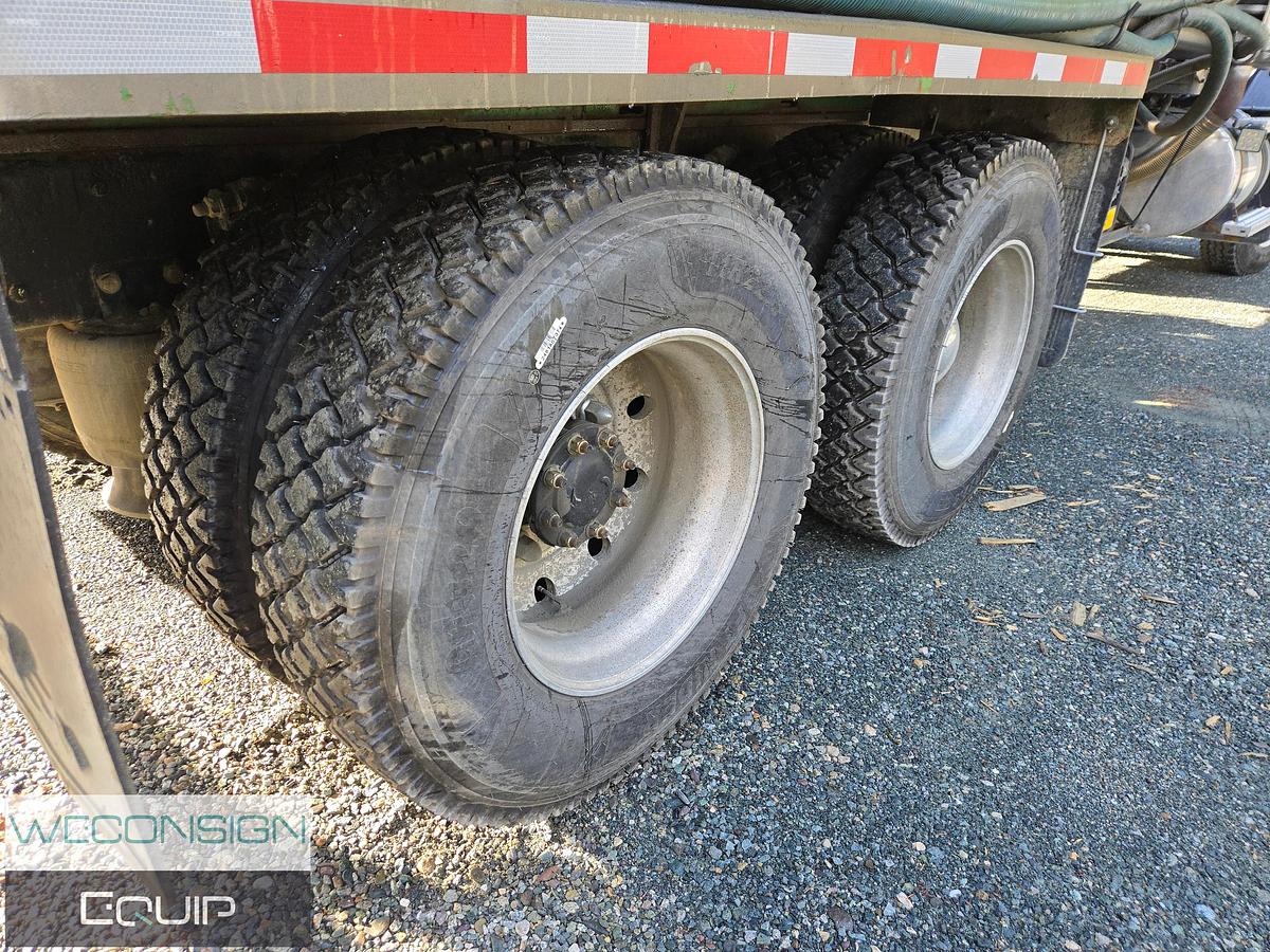 Used 1974 Kenworth TA Water Truck