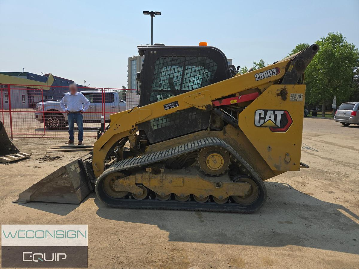 Used 2023 CAT 289D3 Compact Track Loader/ Skid-Steer