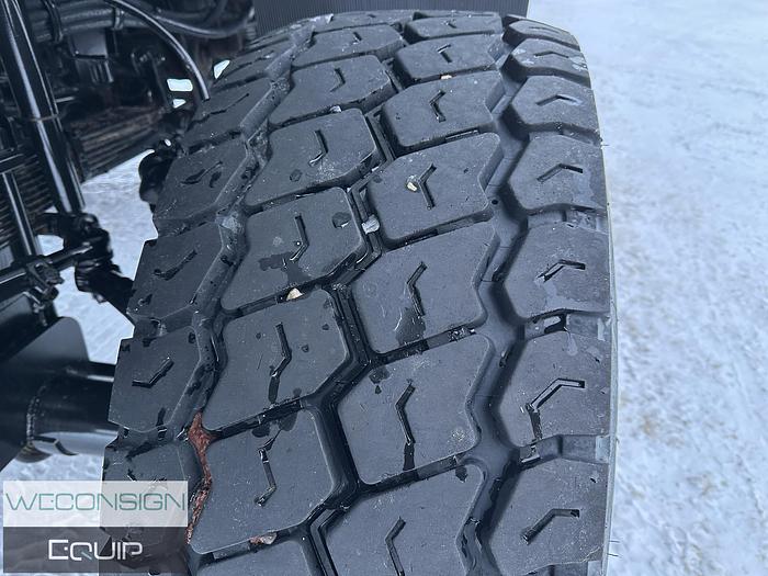 Used 2004 Kenworth C500B Bed Truck