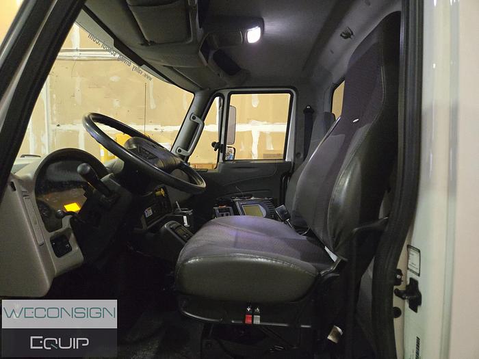 Used 2016 International 7400SBA Sander/ Dump Truck