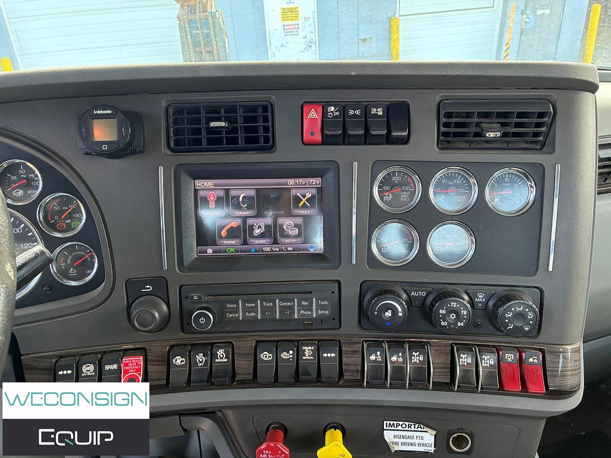 Used 2015 Kenworth T880 Boom/Crane Truck
