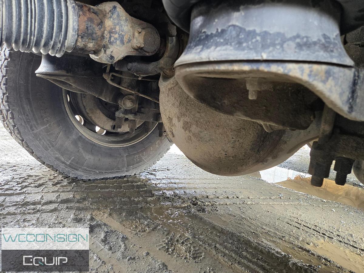 Used 2020 Peterbilt 567 Tri Drive Hydro Excavator