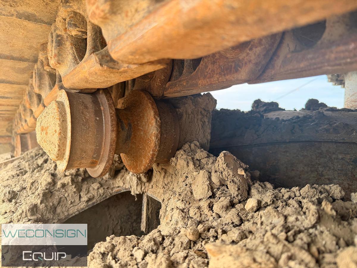 Used Komatsu PC170LC-10 Excavator