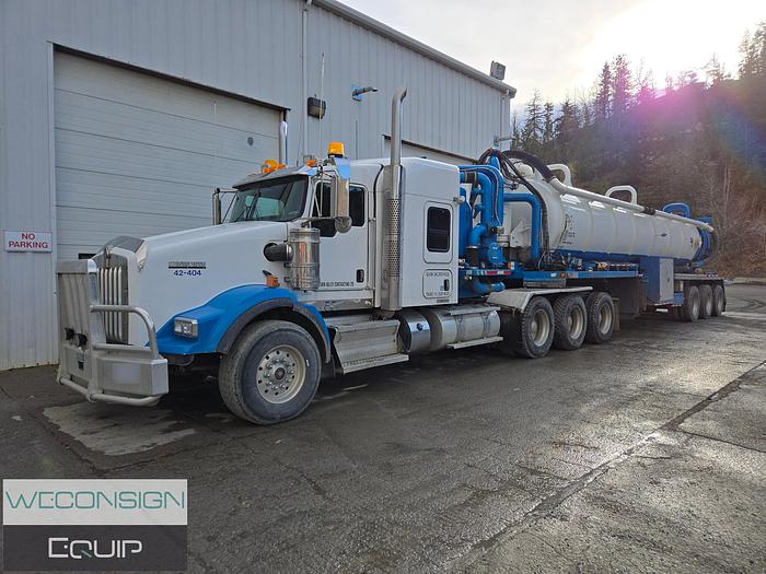 Used 2015 Kenworth T800 Tri Drive Code Semi Vac