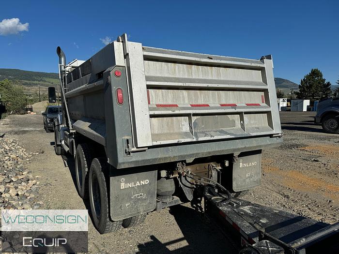 Used 2017 Kenworth T880 Dump/Gravel