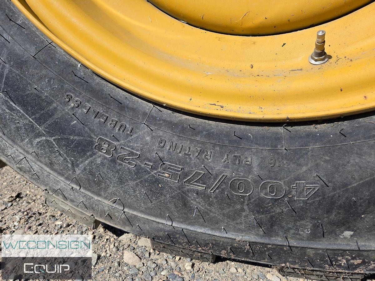 Used 2023 CAT TL1055