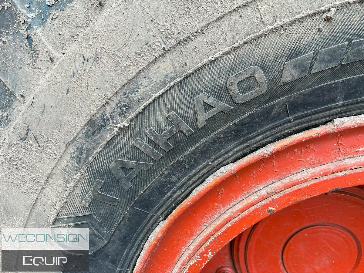 Used 2014 Doosan DL250A Wheel Loader