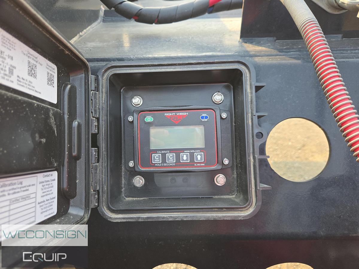 Used 2023 Pacesetter 60T 9 Axle Lowbed Combination