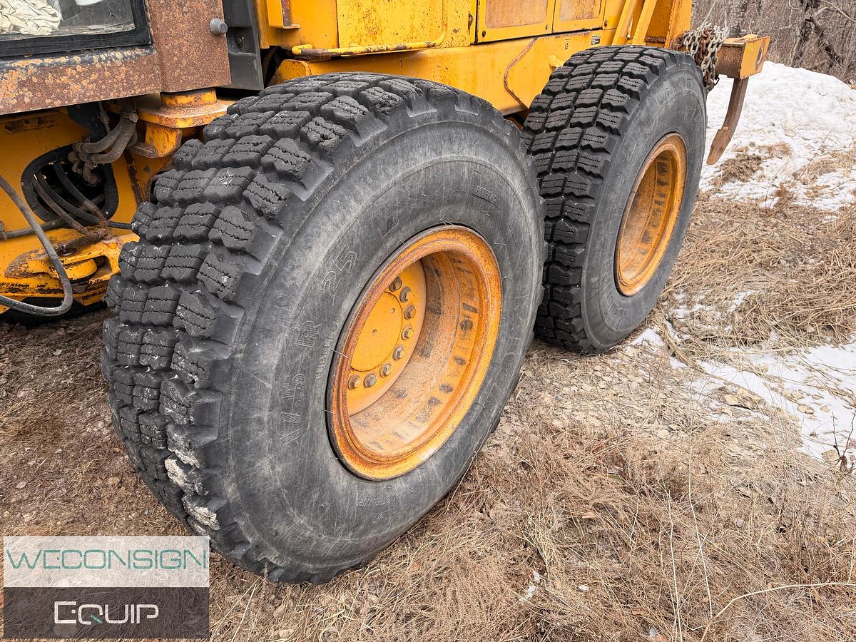 Used 2006 John Deere 872 Grader