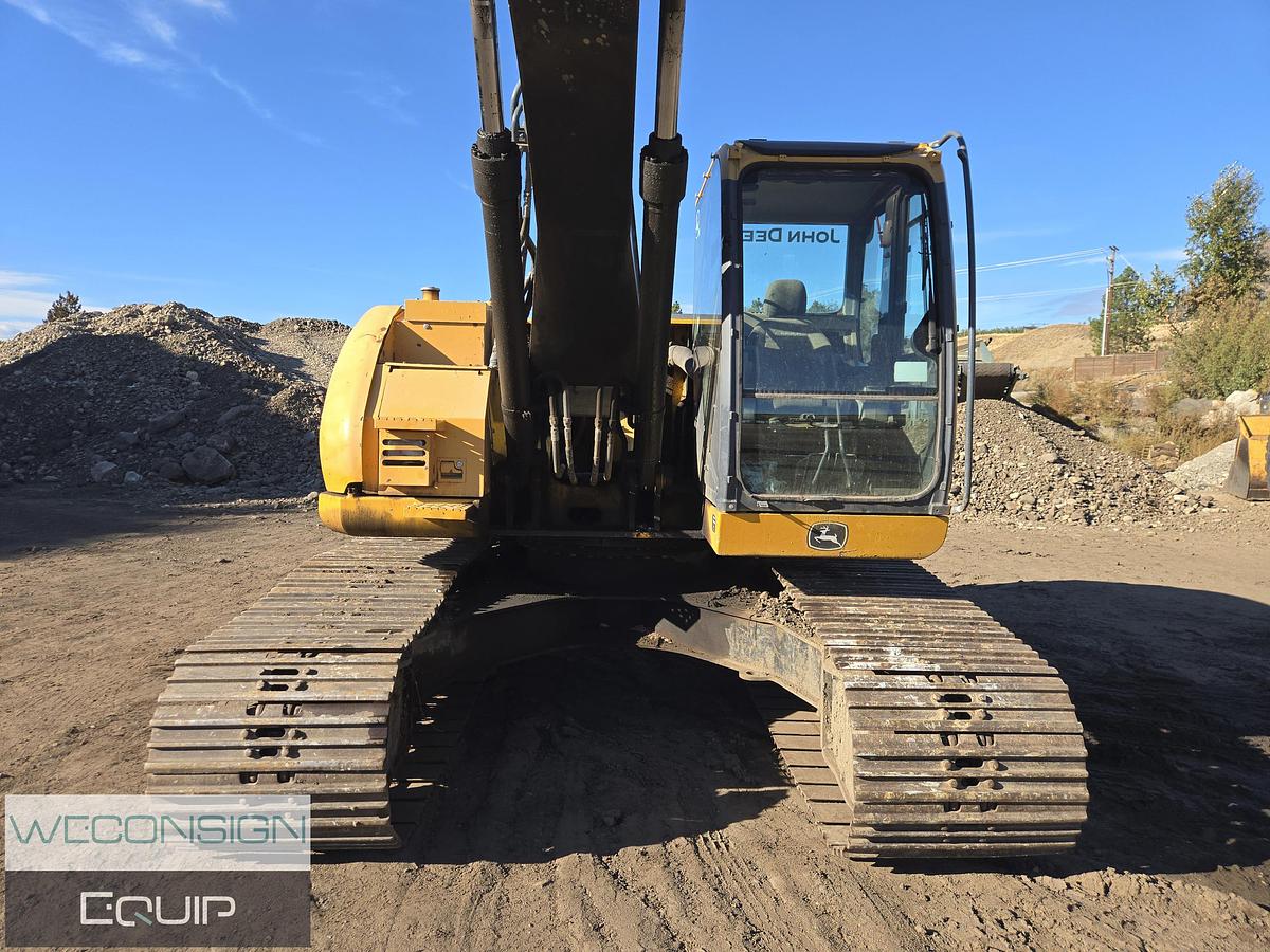 Used 2011 John Deere 225D LC