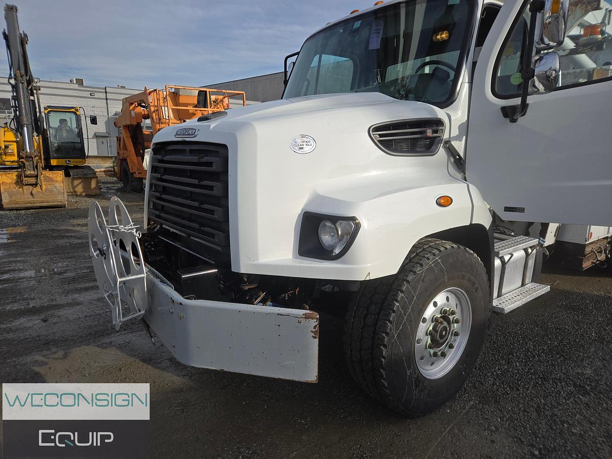 Used 2013 Freightliner 114SD TA Digger Truck