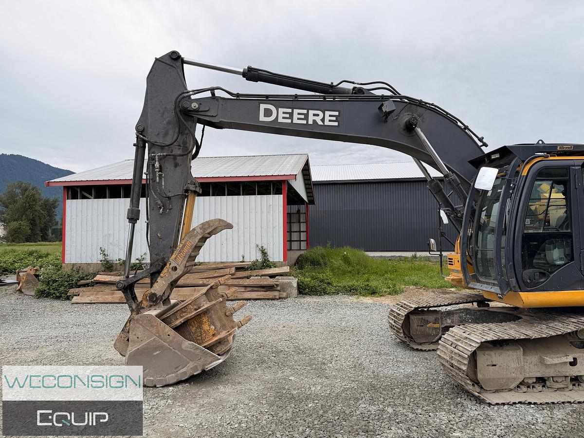 Used 2019 John Deere 245G Excavator