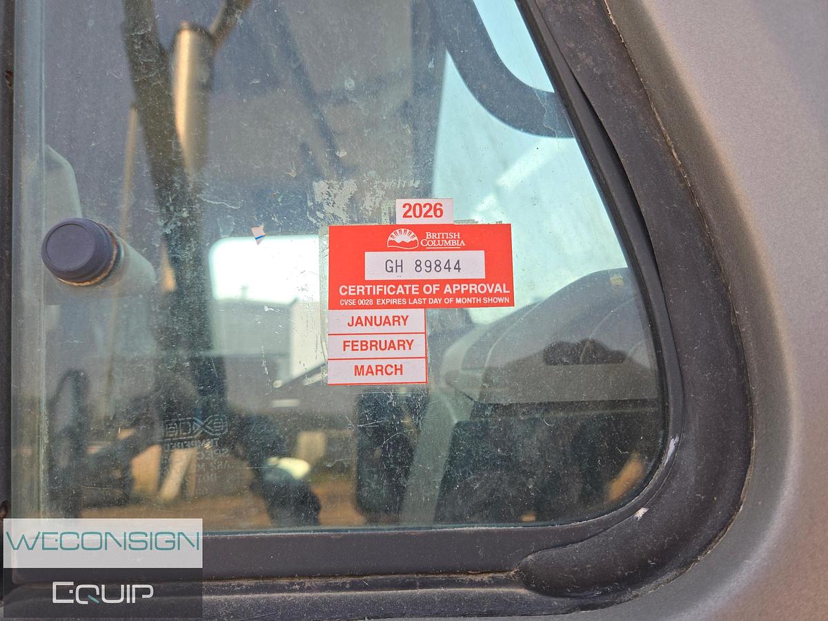 Used 1997 International 4,000 Gallon Water Truck