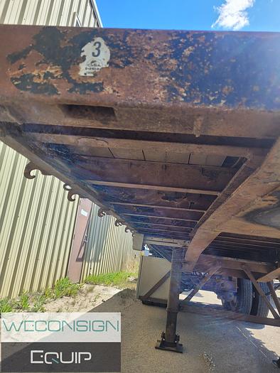 Used 2011 Thruway Super B Hi-Boy Flat Deck SH 76 & SH77