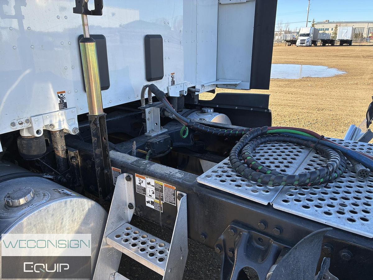 Used 2020 Kenworth T680 Sleeper Truck Tractor