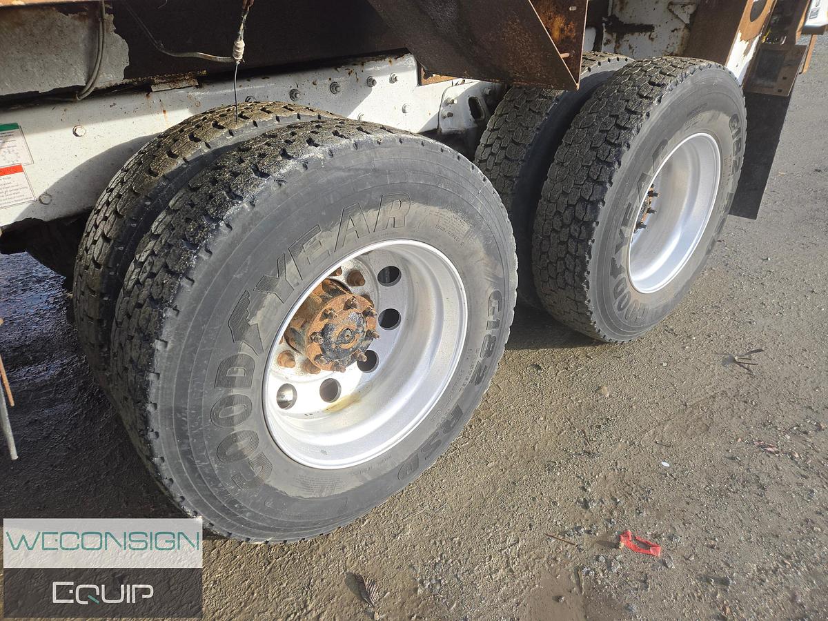 Used 2013 Freightliner 114SD TA Digger Truck