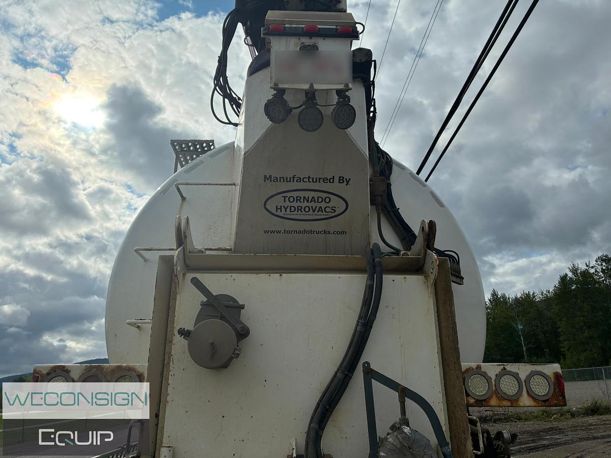 Used 2016 Kenworth T800 Tri Axle Hydrovac