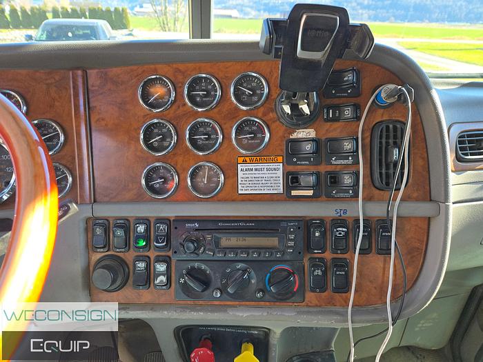 Used 2009 Peterbilt 367 TA Dump Truck