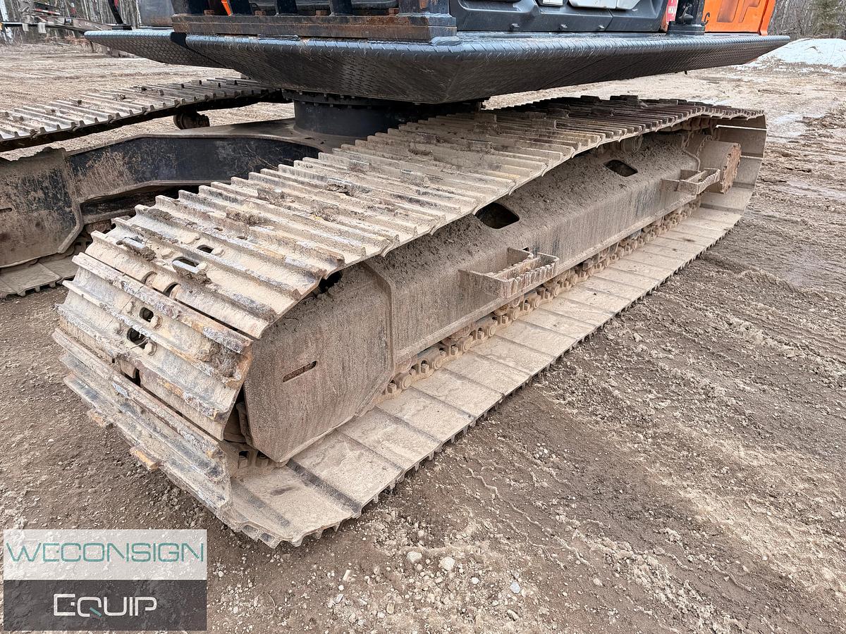 Used 2014 Hitachi ZX210LC-5N Excavator