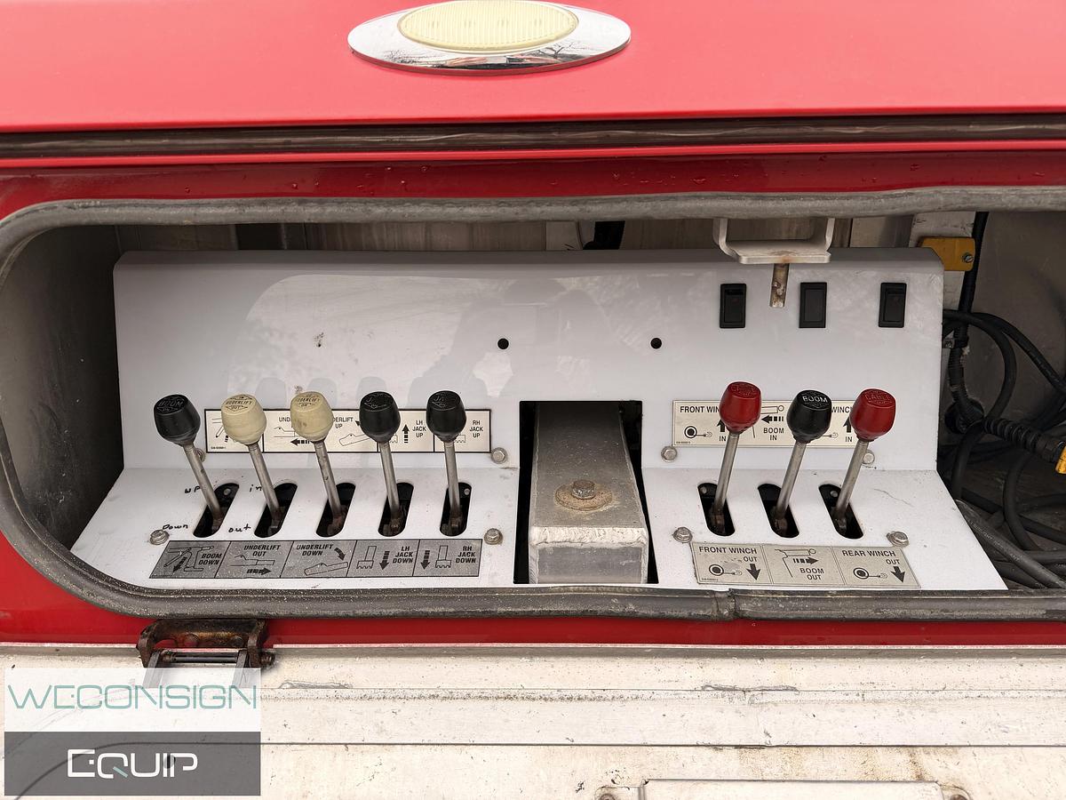 Used 2014 Freightliner M2106 Tow Truck/ Wrecker Truck