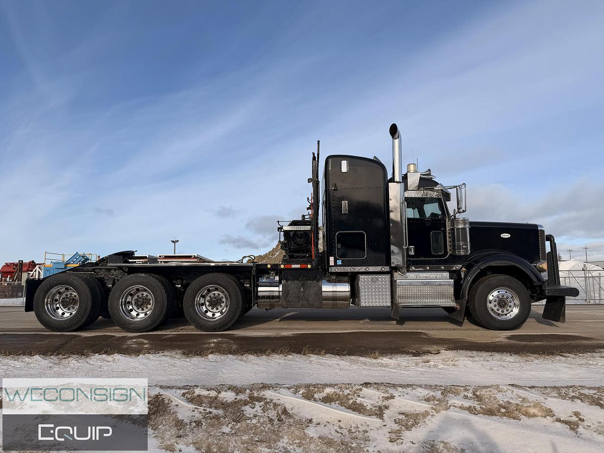 Used 2015 Peterbilt 367
