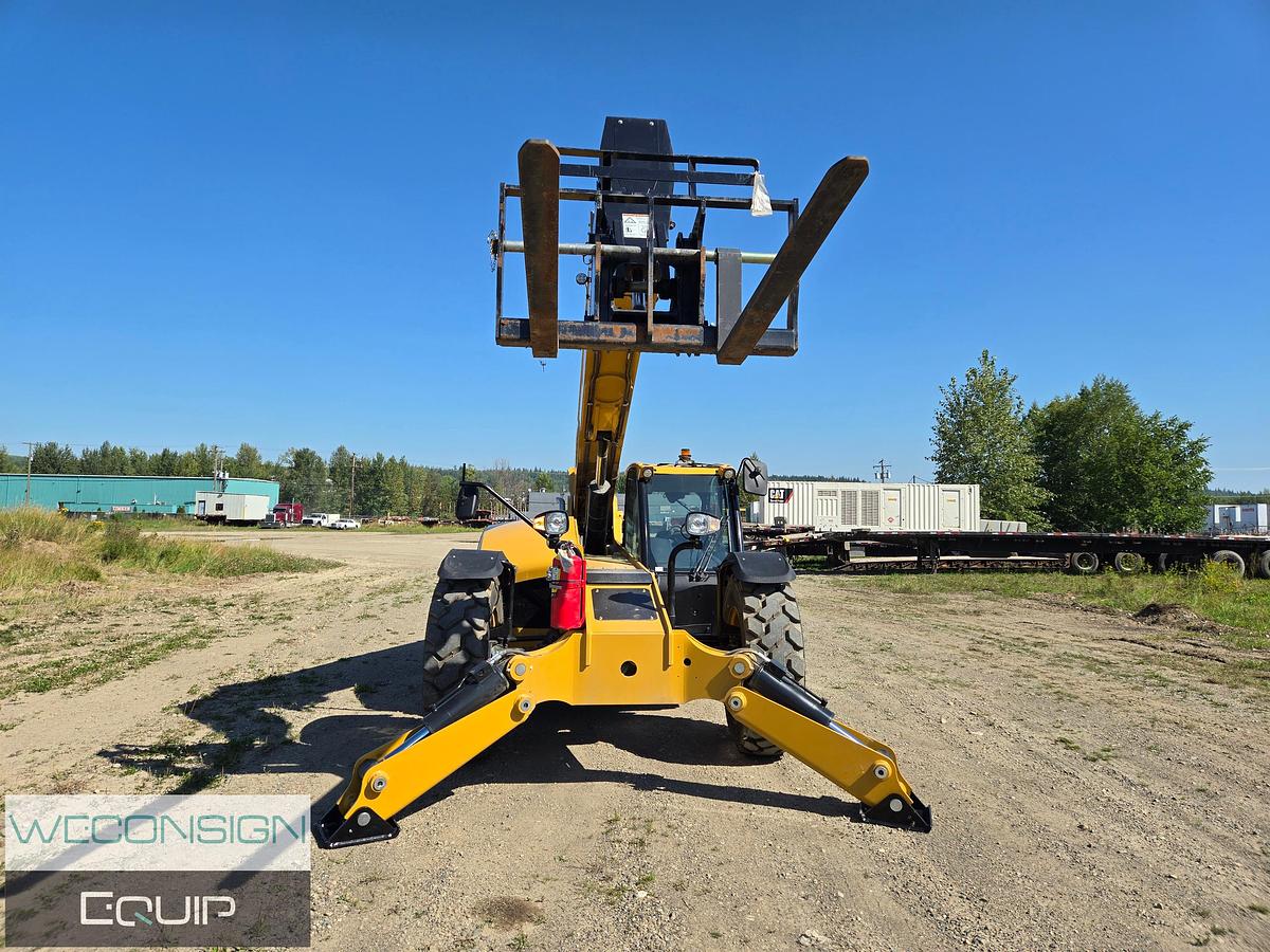 Used 2023 CAT TL1055