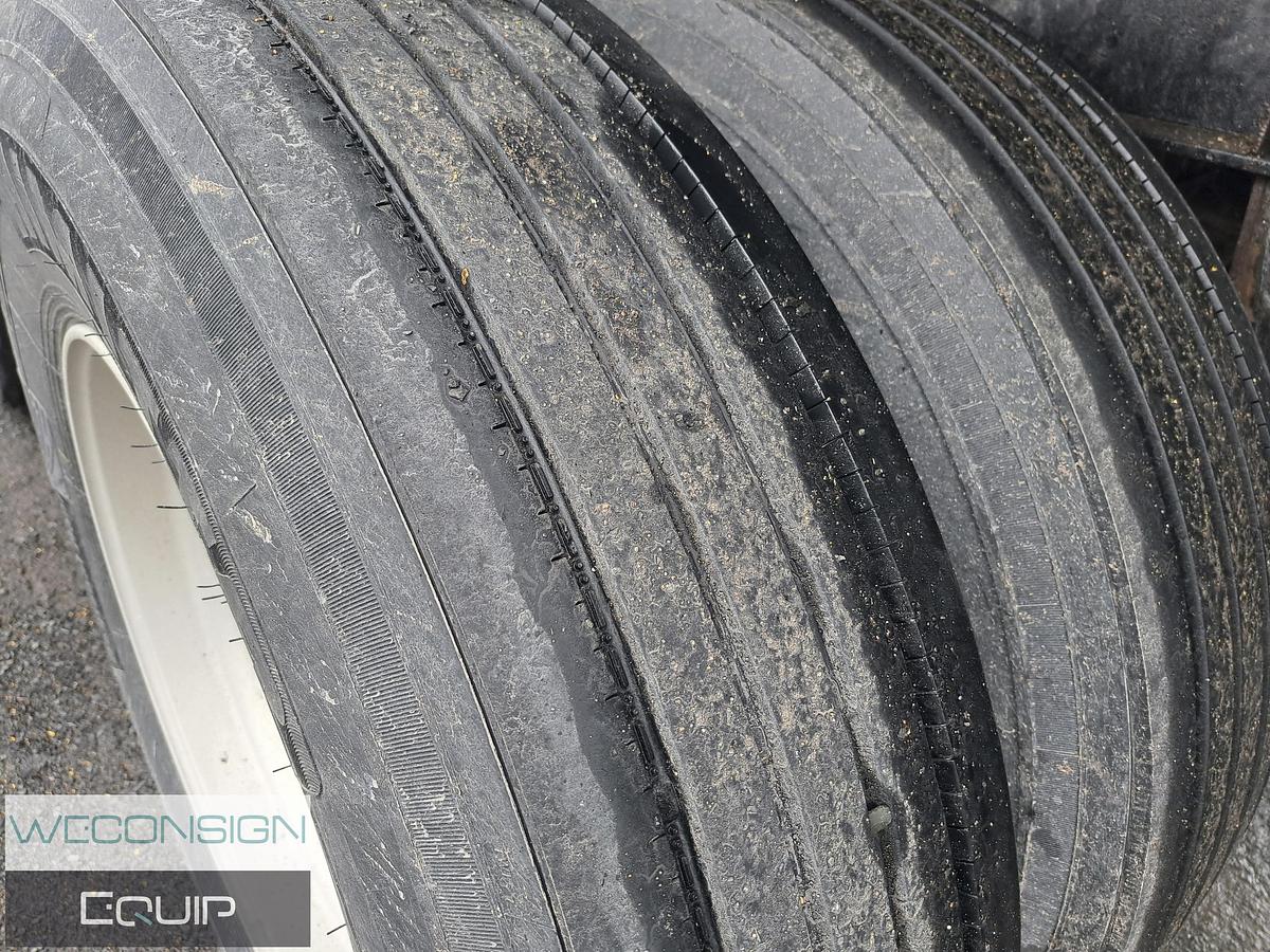 Used 2017 Wilson CF-1090 Combo Flatbed