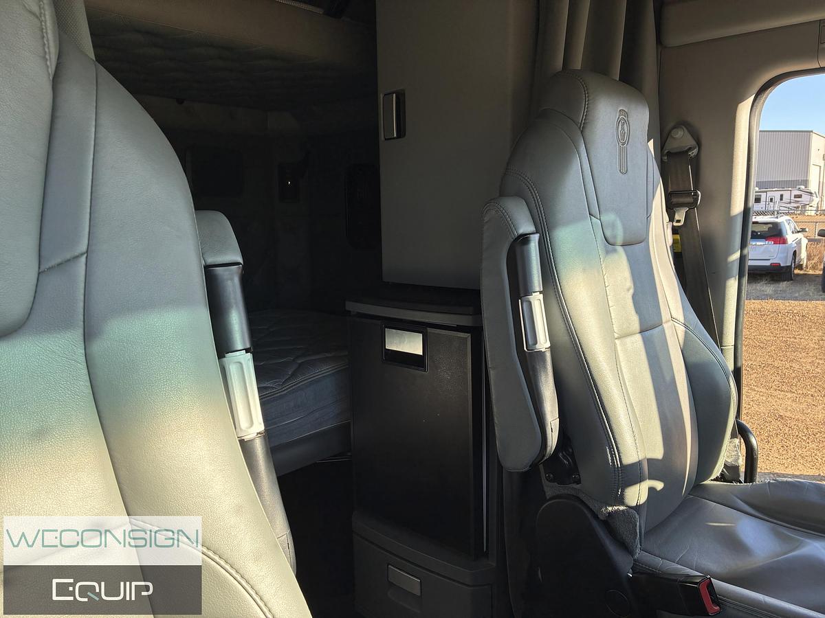 Used 2020 Kenworth T680 Sleeper Truck Tractor