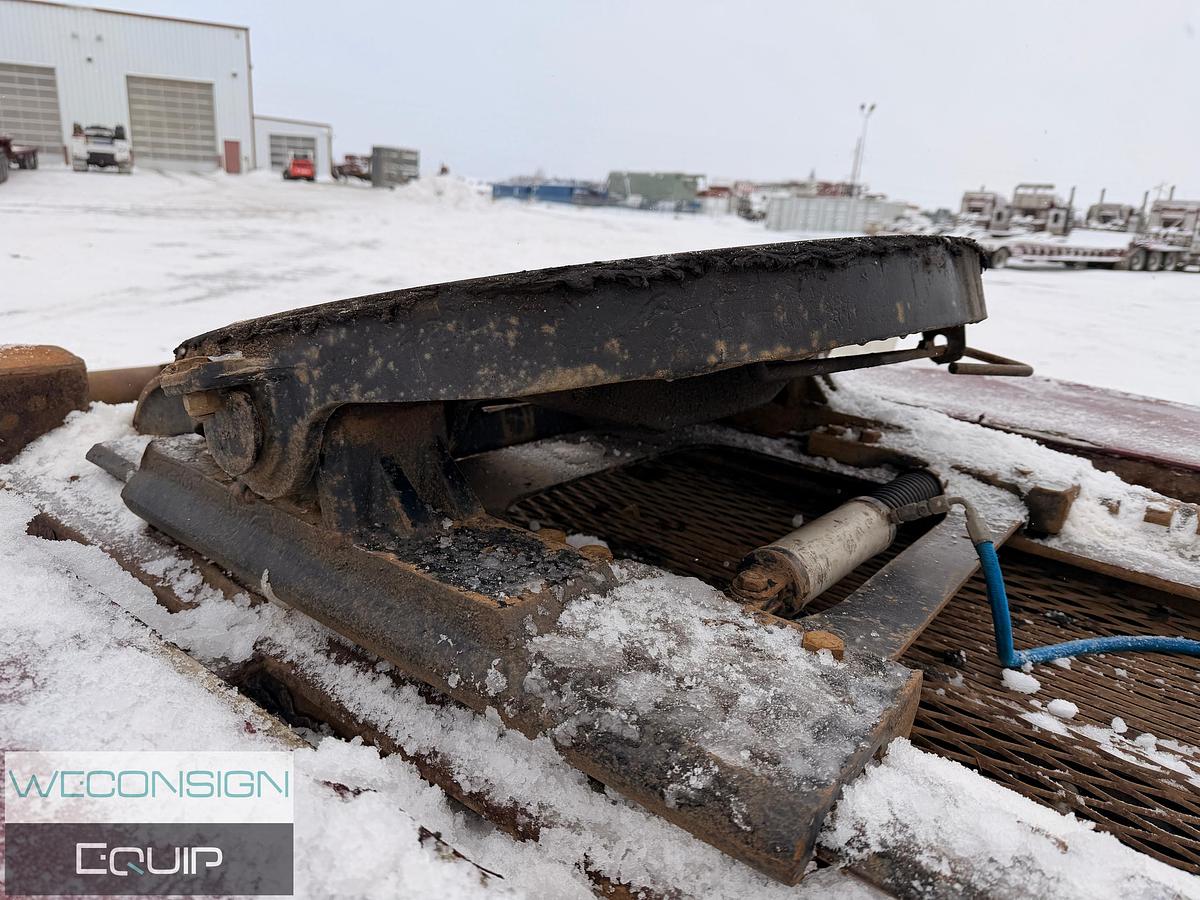 Used 2015 Peterbilt 367 Tri Drive Winch Truck