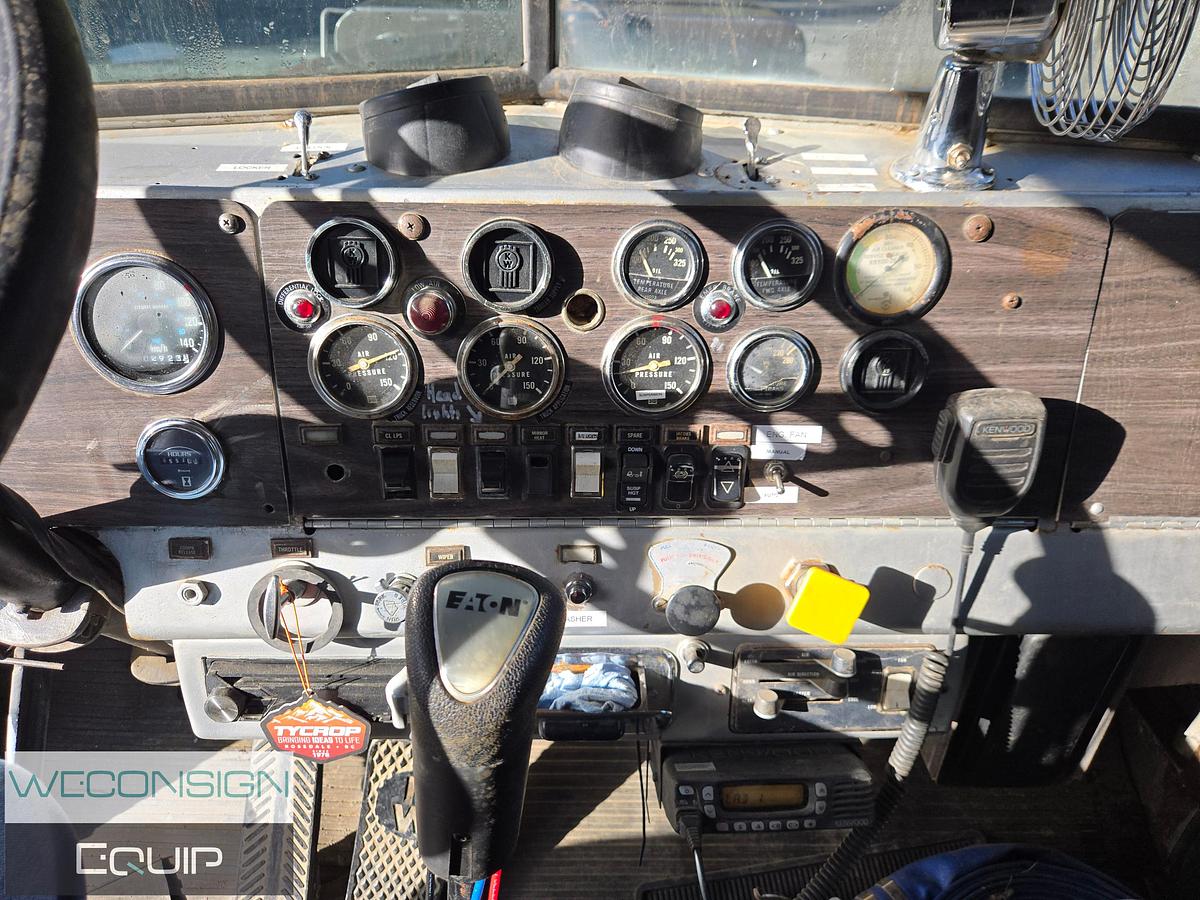 Used 1974 Kenworth TA Water Truck