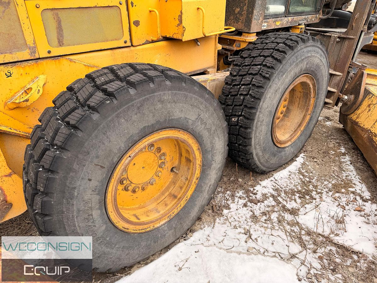 Used 2006 John Deere 872 Grader