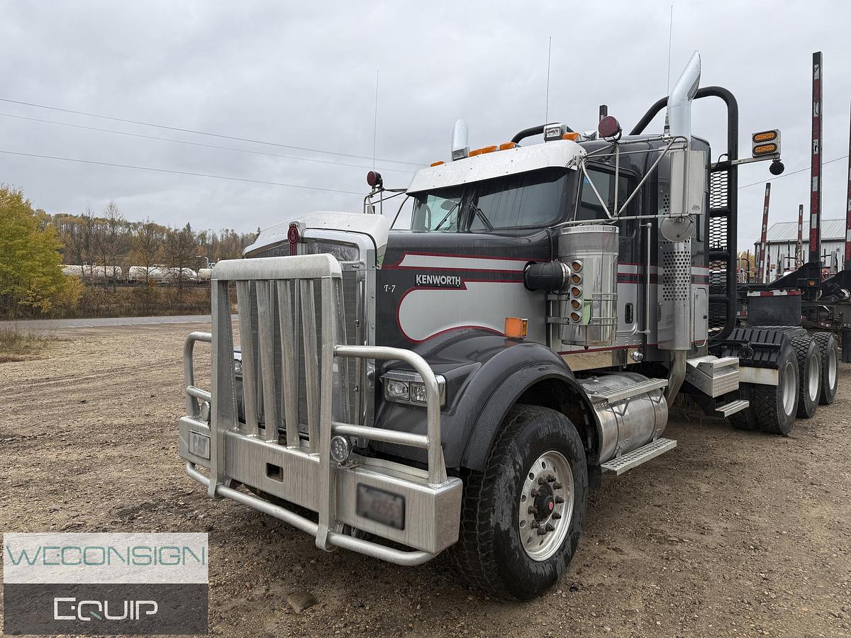 Used 2020 Kenworth W900B Logging Truck